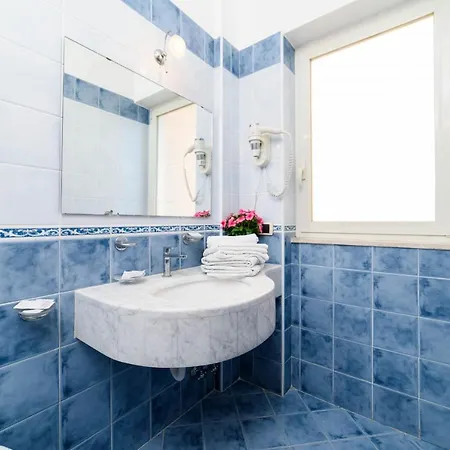 Estate4home - Sottovoce Apartment *